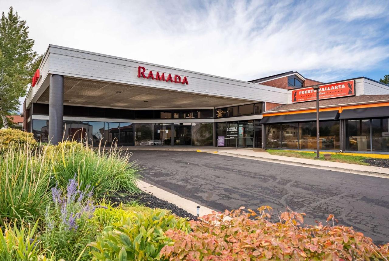 Ramada By Wyndham Cedar City Exteriör bild