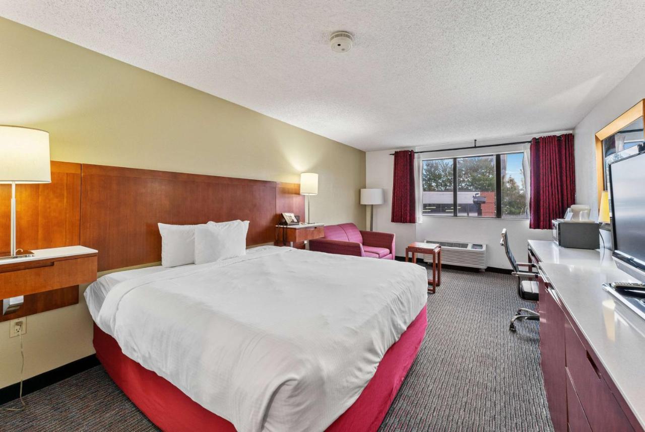 Ramada By Wyndham Cedar City Exteriör bild
