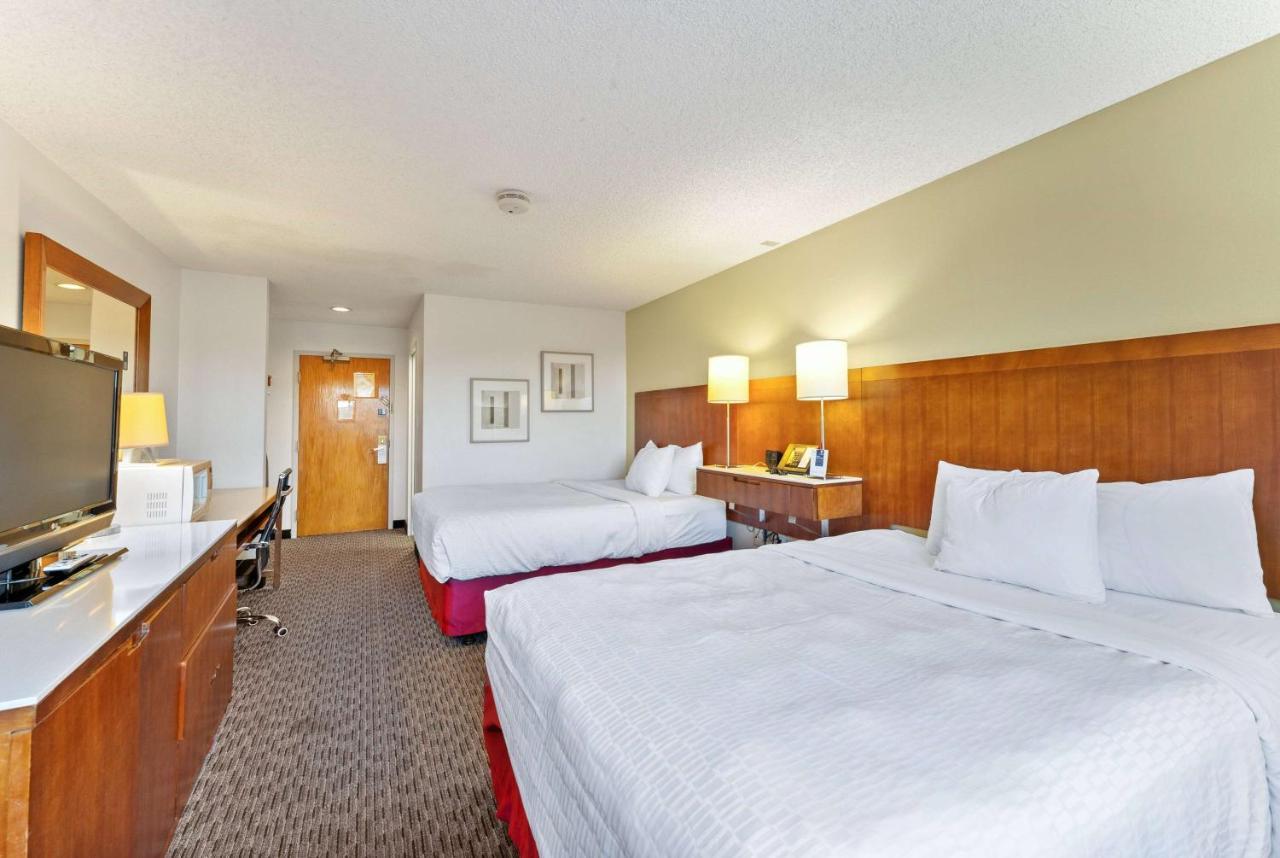 Ramada By Wyndham Cedar City Exteriör bild