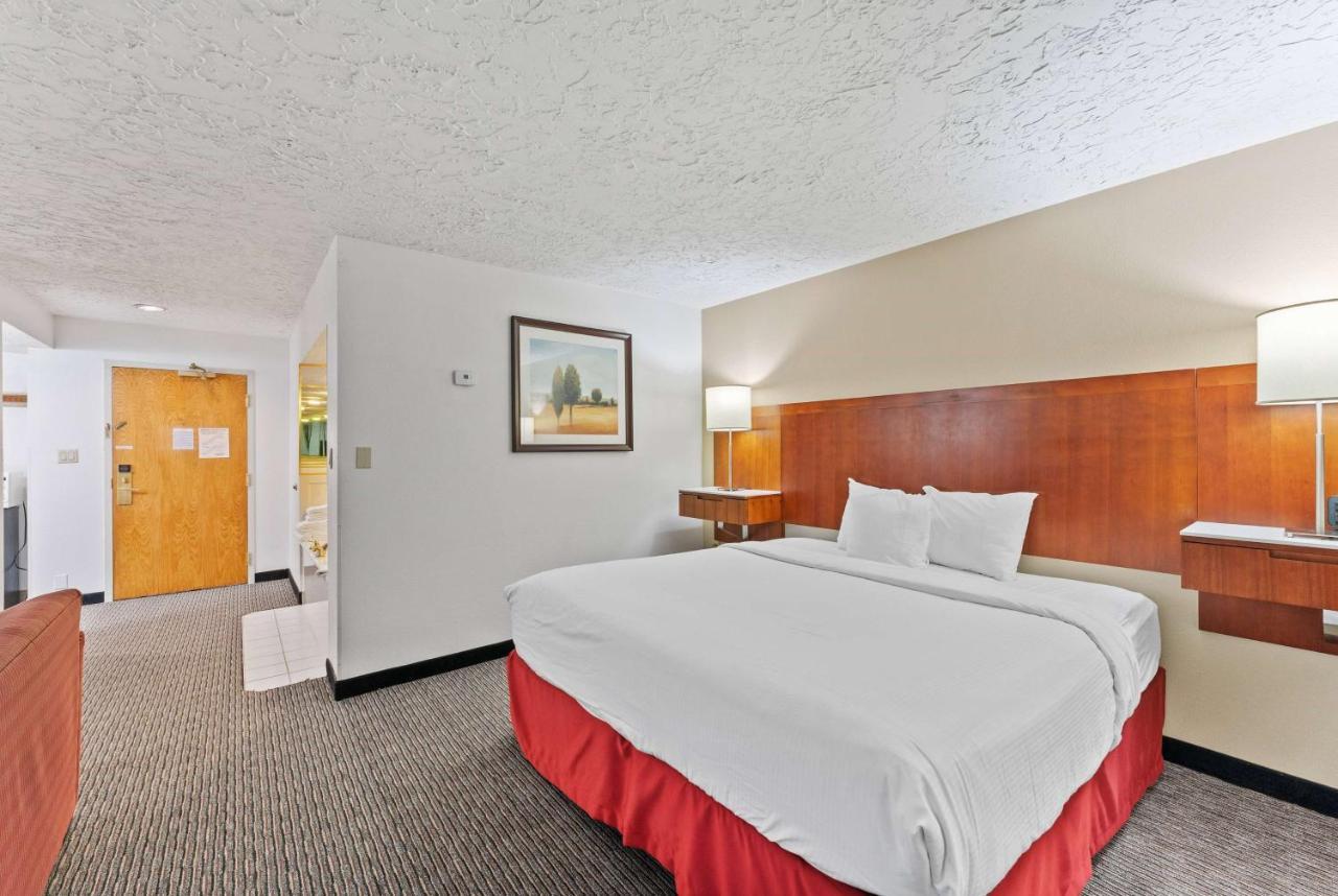 Ramada By Wyndham Cedar City Exteriör bild